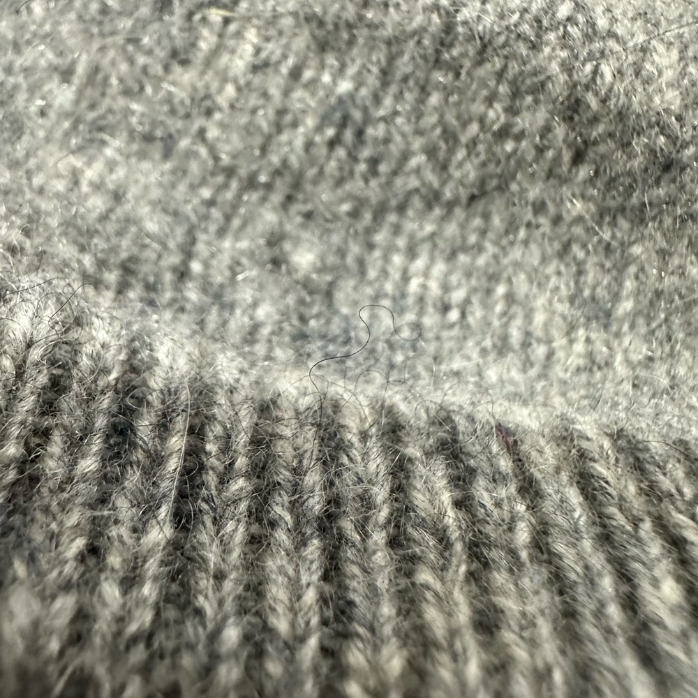 Macy's Classic Gray V-Neck Men's Sweater Made In Scotland View 4